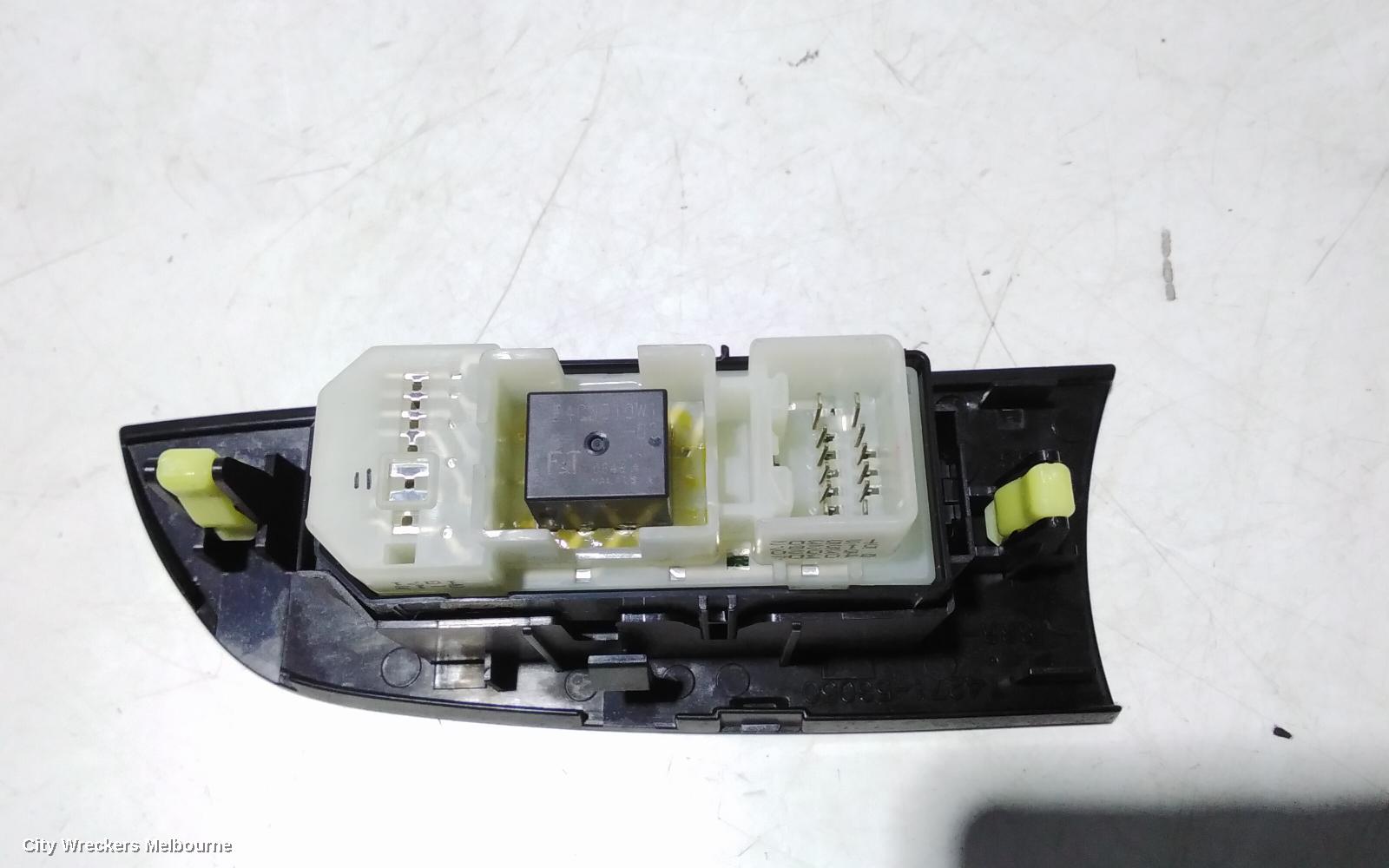 LEXUS IS250/IS250C PWR DR WIND SWITCH, IS250, RH REAR, SEDAN, GSE20R, 11/2005 - 09/2008