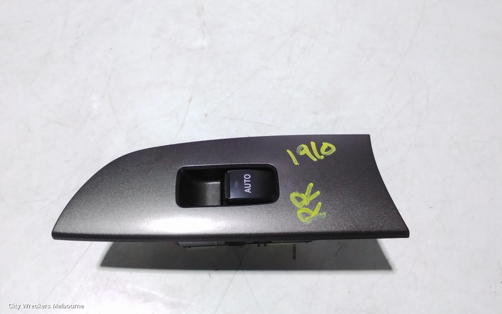 LEXUS IS250/IS250C PWR DR WIND SWITCH, IS250, RH REAR, SEDAN, GSE20R, 11/2005 - 09/2008