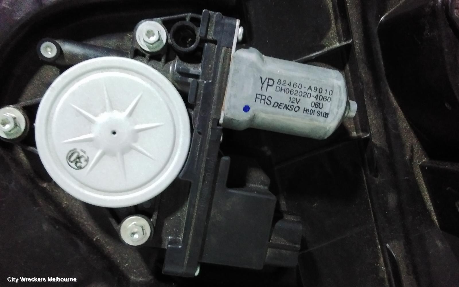 KIA CARNIVAL/GRAND CARNIVAL RIGHT FRONT WINDOW REG/MOTOR, YP, 02/2015 - 10/2020