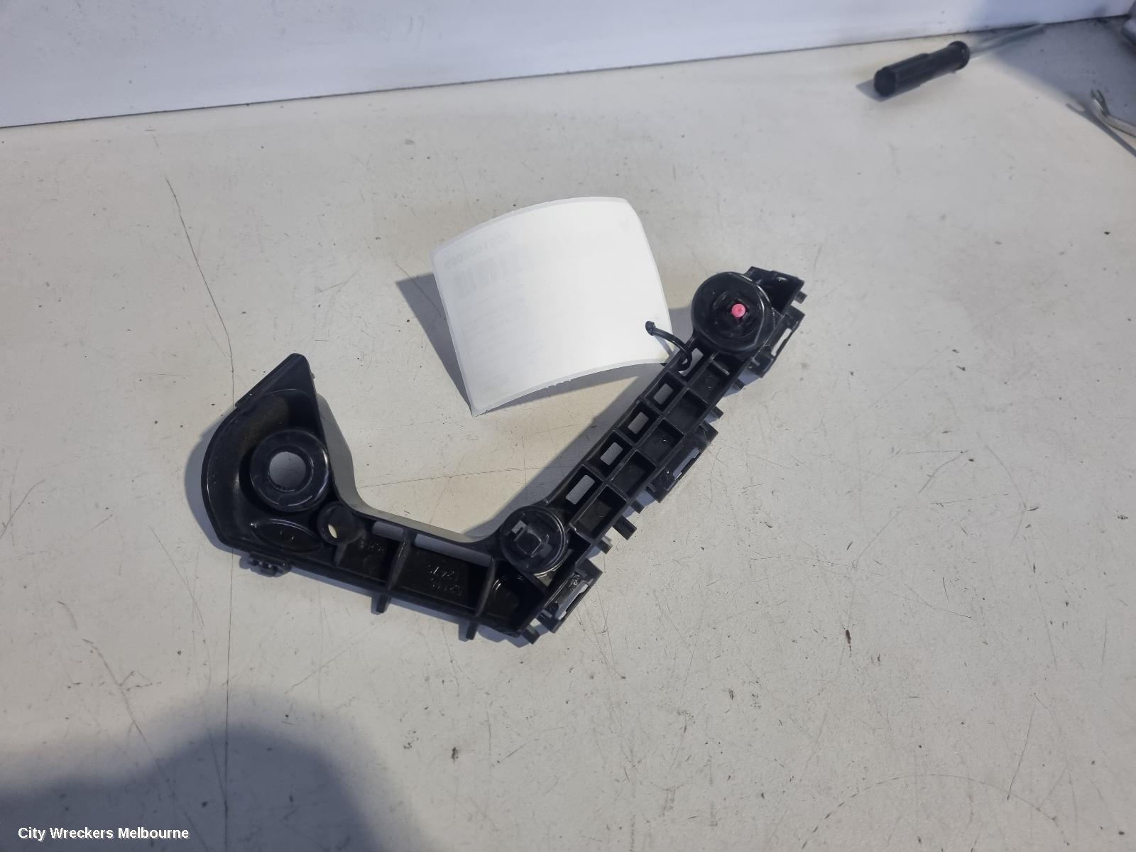 TOYOTA COROLLA, E210, 07/2018 ONWARDS, LHF BAR SLIDE BRACKET: 91500