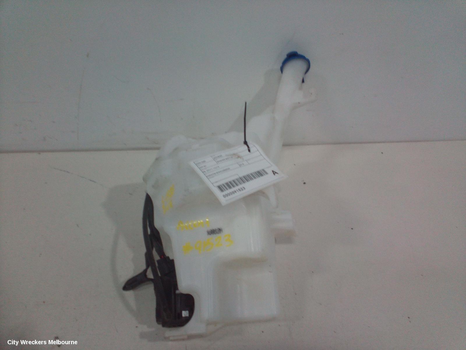 HYUNDAI ACCENT WASHER BOTTLE, RB, 05/2011 - 12/2019