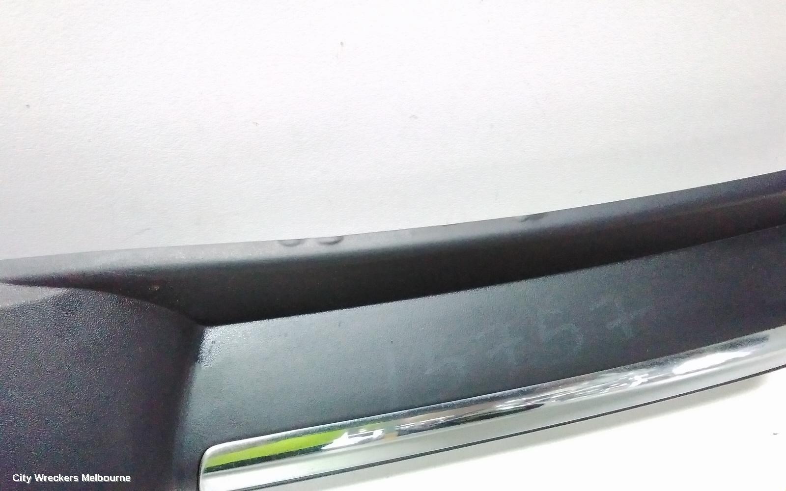 FORD FOCUS GRILLE, RADIATOR GRILLE, LW, AMBIENTE/TREND/SPORT, 05/2011 - 08/2015