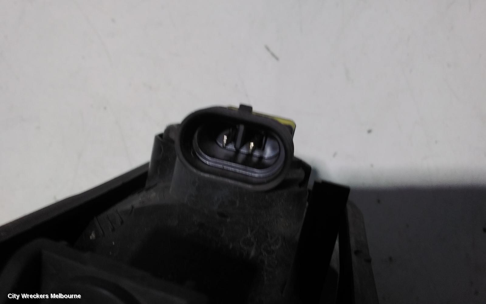 KIA CARNIVAL/GRAND CARNIVAL LEFT INDICATOR/FOG/SIDE, BUMPER FOGLAMP, VQ, 12/2005 - 12/2014