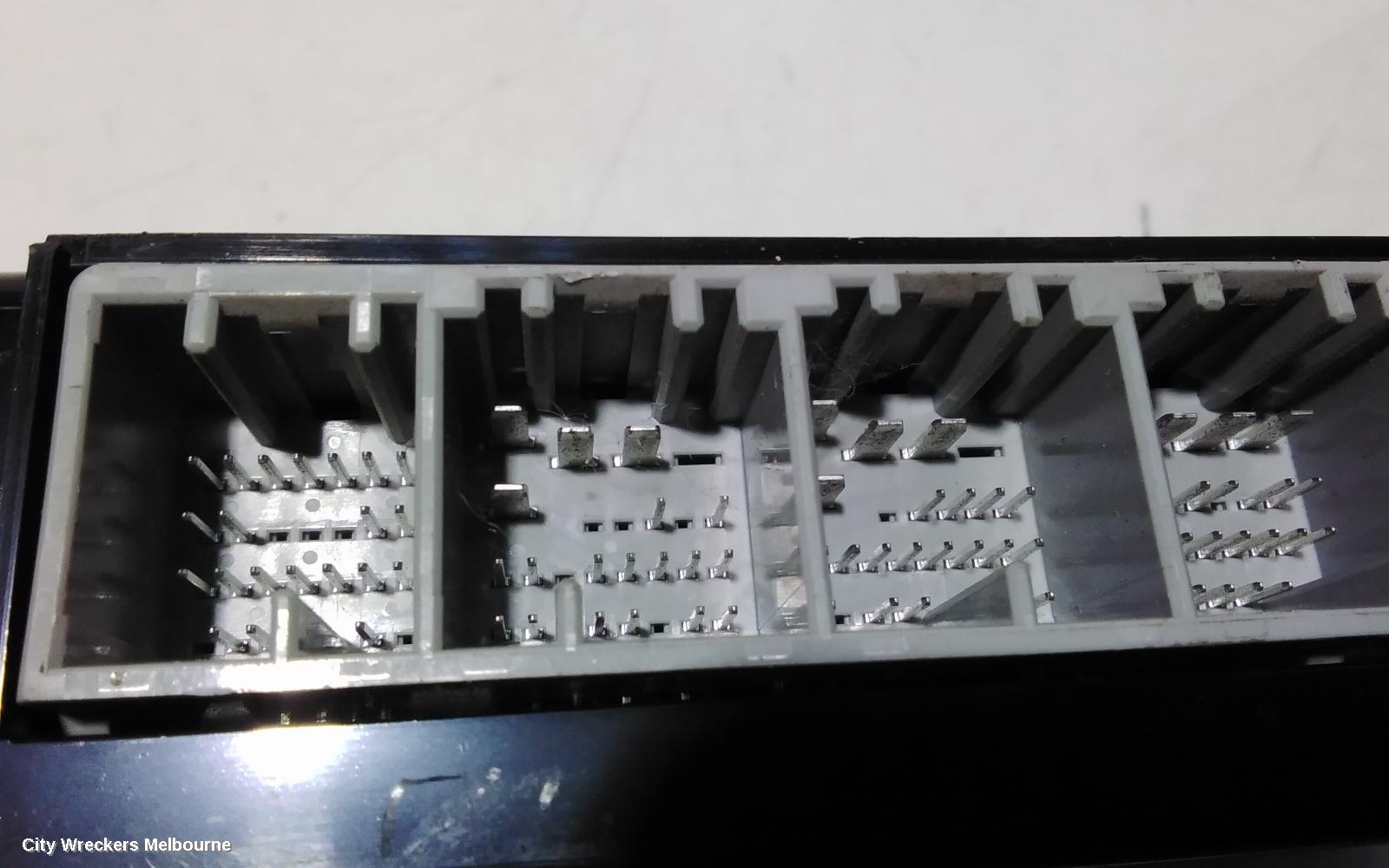 HOLDEN CAPTIVA ECU, BCM, CG, 01/2011 - 06/2018