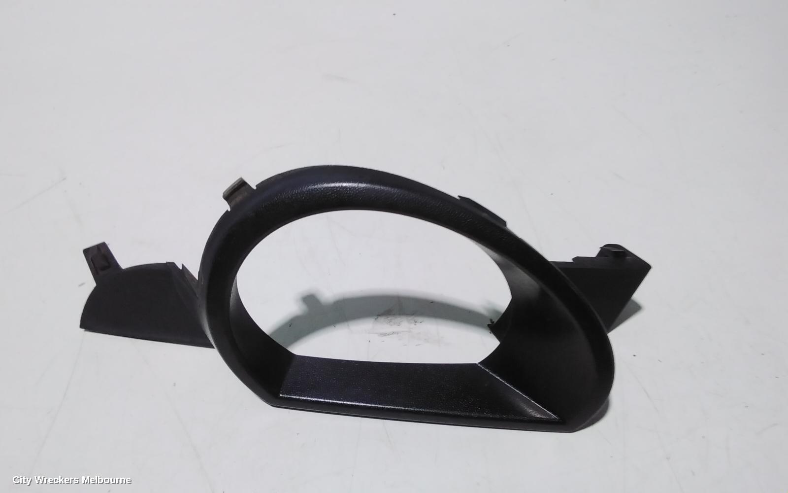 AUDI Q7 LEFT INDICATOR/FOG/SIDE, BUMPER FOGLAMP, 4L, 09/2006 - 06/2009