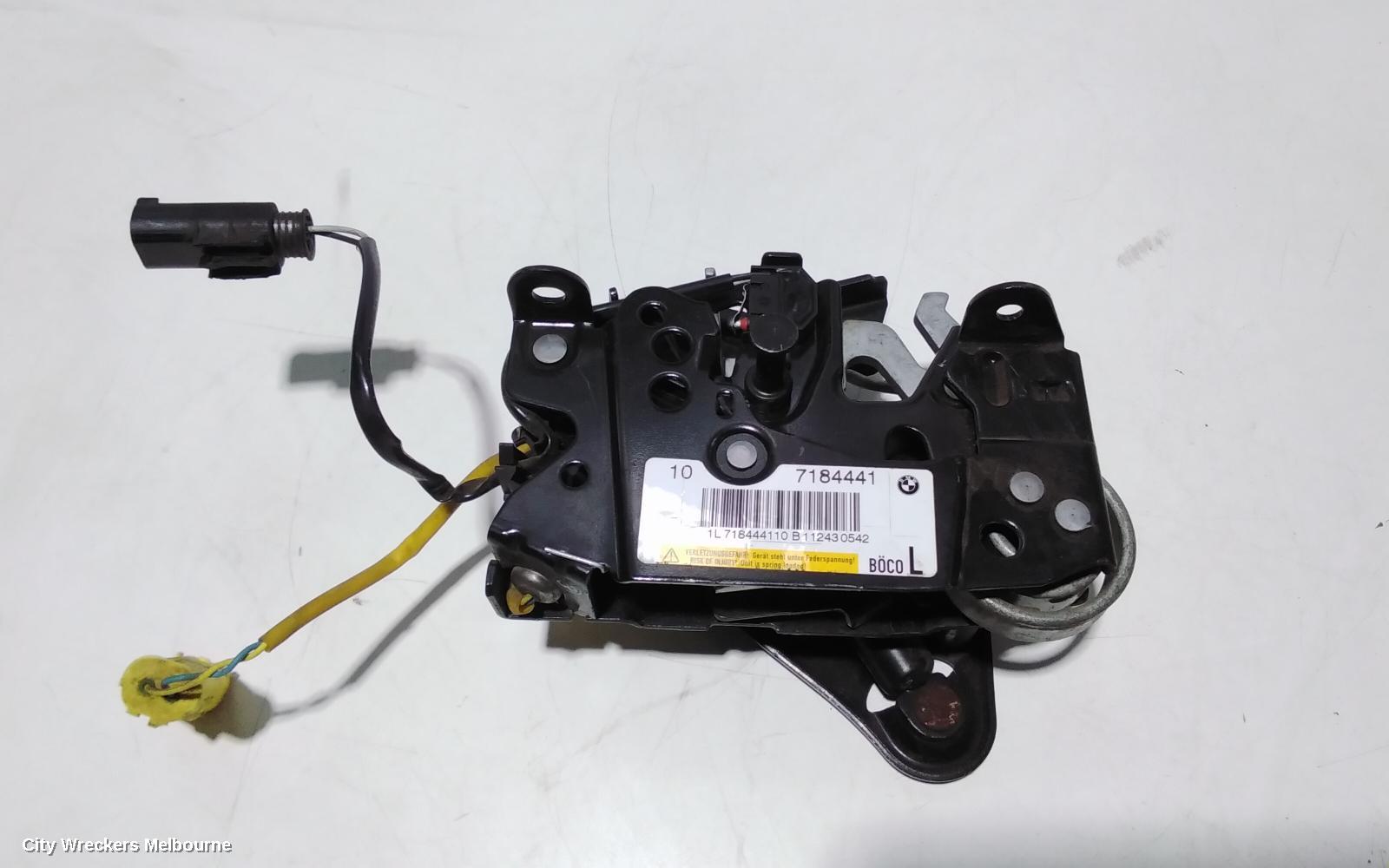 BMW 5 SERIES BONNET LOCK/SUPPORT, F10/F11, LEFT SIDE BONNET LOCK. 05/2010 - 01/2017