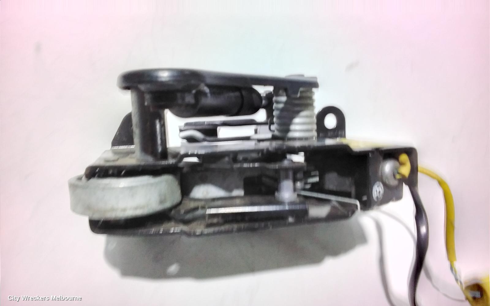 BMW 5 SERIES BONNET LOCK/SUPPORT, F10/F11, LEFT SIDE BONNET LOCK. 05/2010 - 01/2017