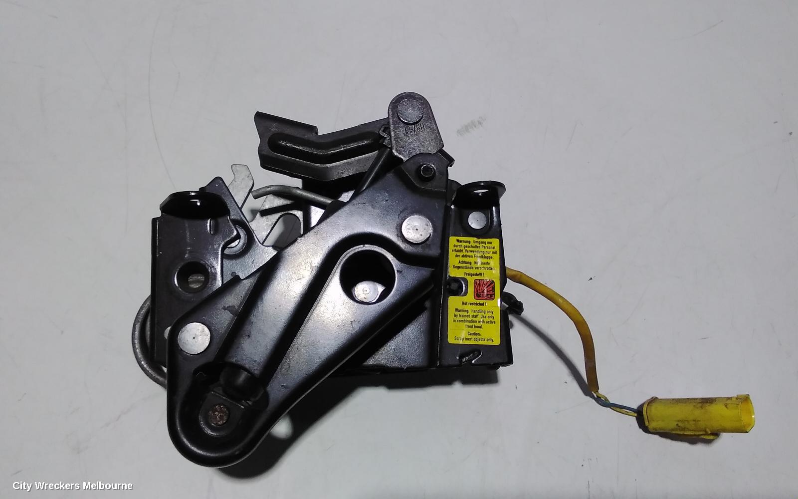 BMW 5 SERIES BONNET LOCK/SUPPORT, F10/F11, LEFT SIDE BONNET LOCK. 05/2010 - 01/2017