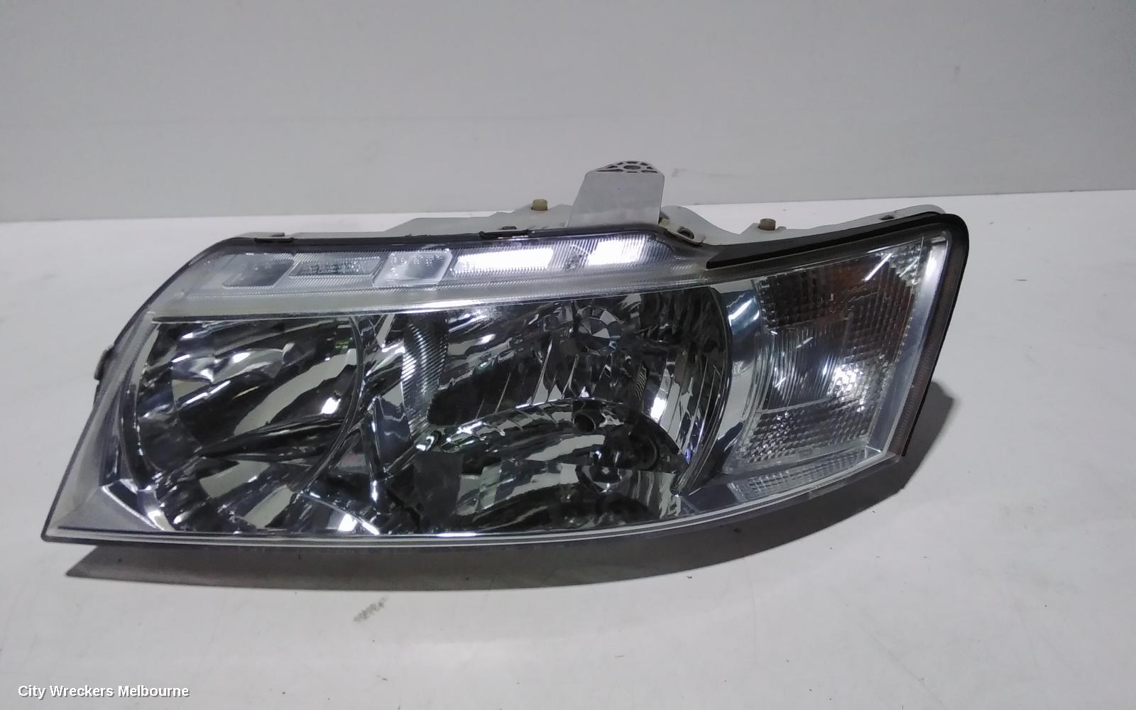 HOLDEN COMMODORE LEFT HEADLAMP, VZ, ADVENTRA SX6/EXECUTIVE/ACCLAIM/EQUIPE, STANDARD TYPE (CHROME), 08/2004 - 09/2007