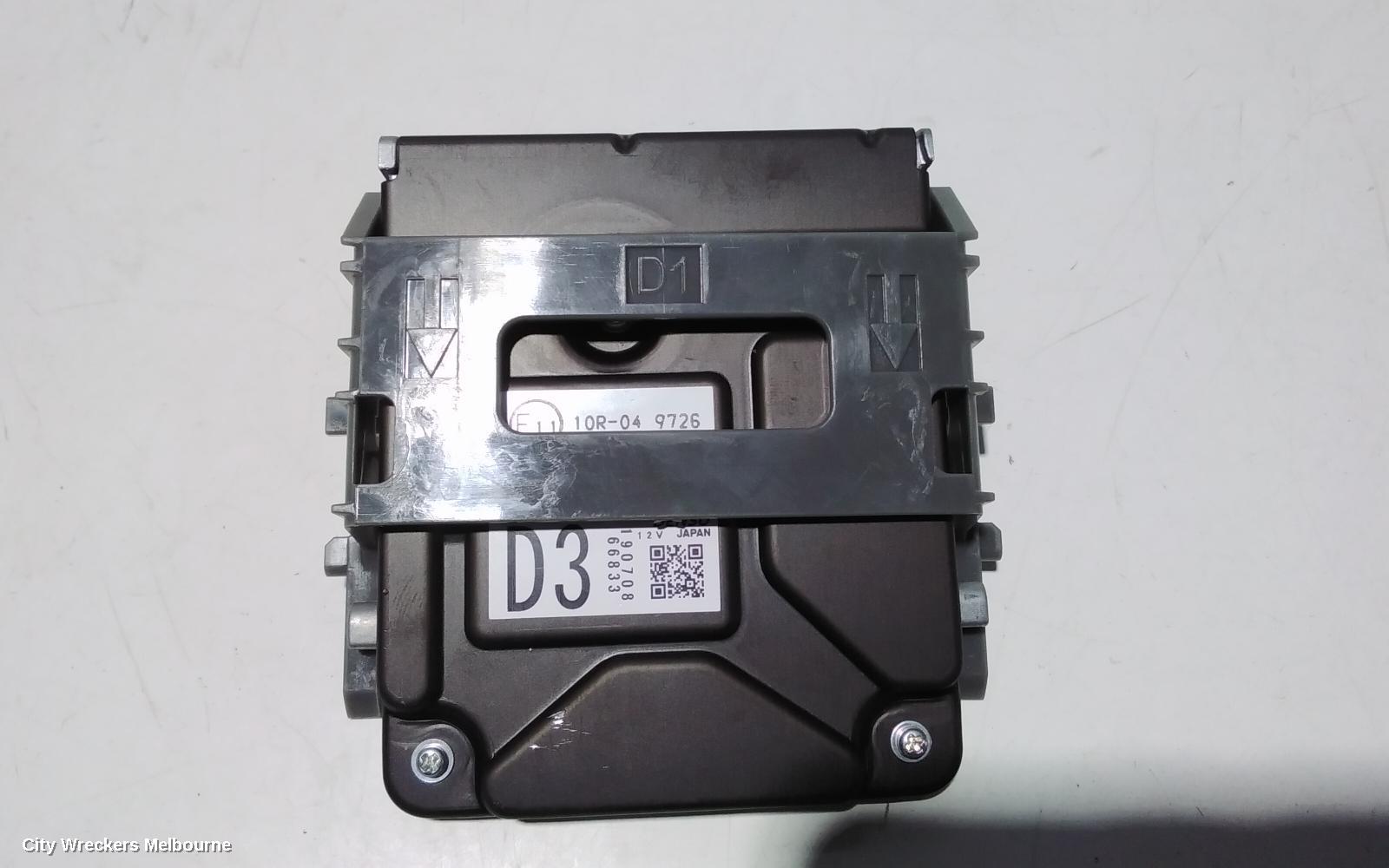 TOYOTA HIACE REVERSE CAMERA, FRONT CAMERA, 300 SERIES, 04/2019 ONWARDS