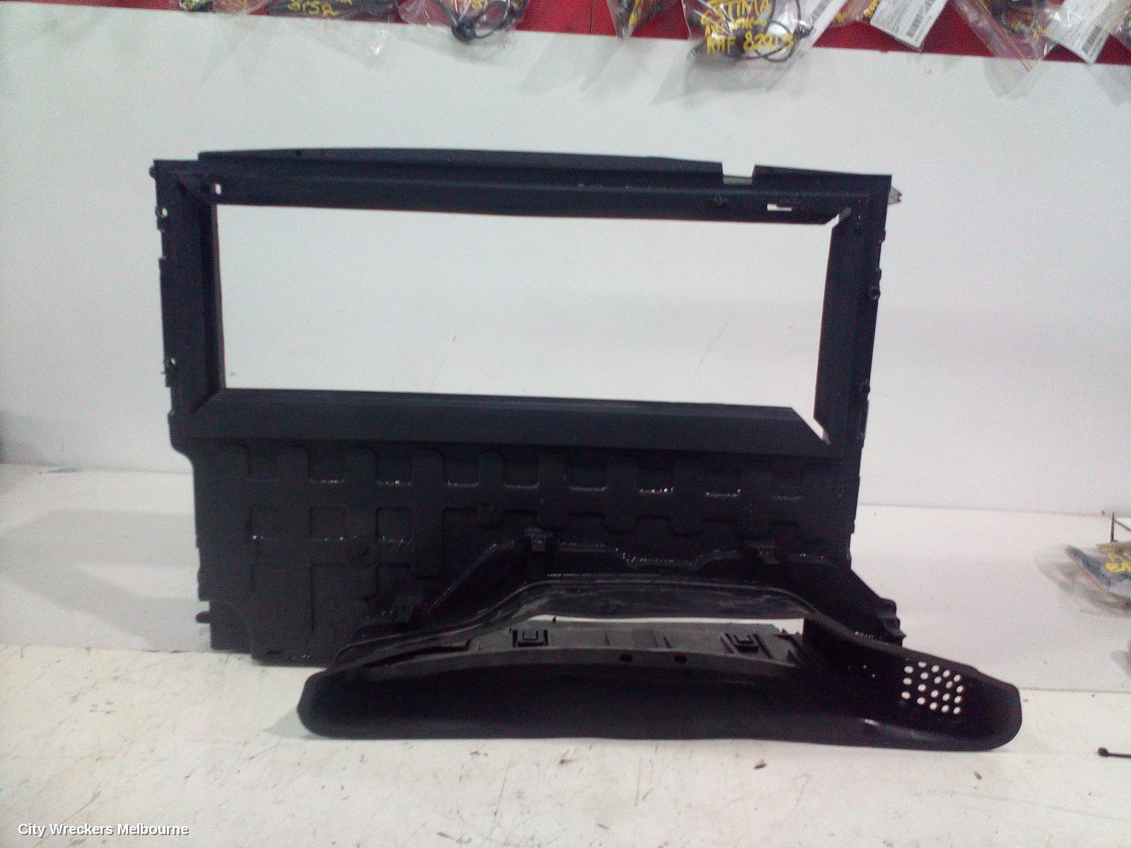 RENAULT CLIO FAN SHROUD, X98, 09/2013 - 10/2019