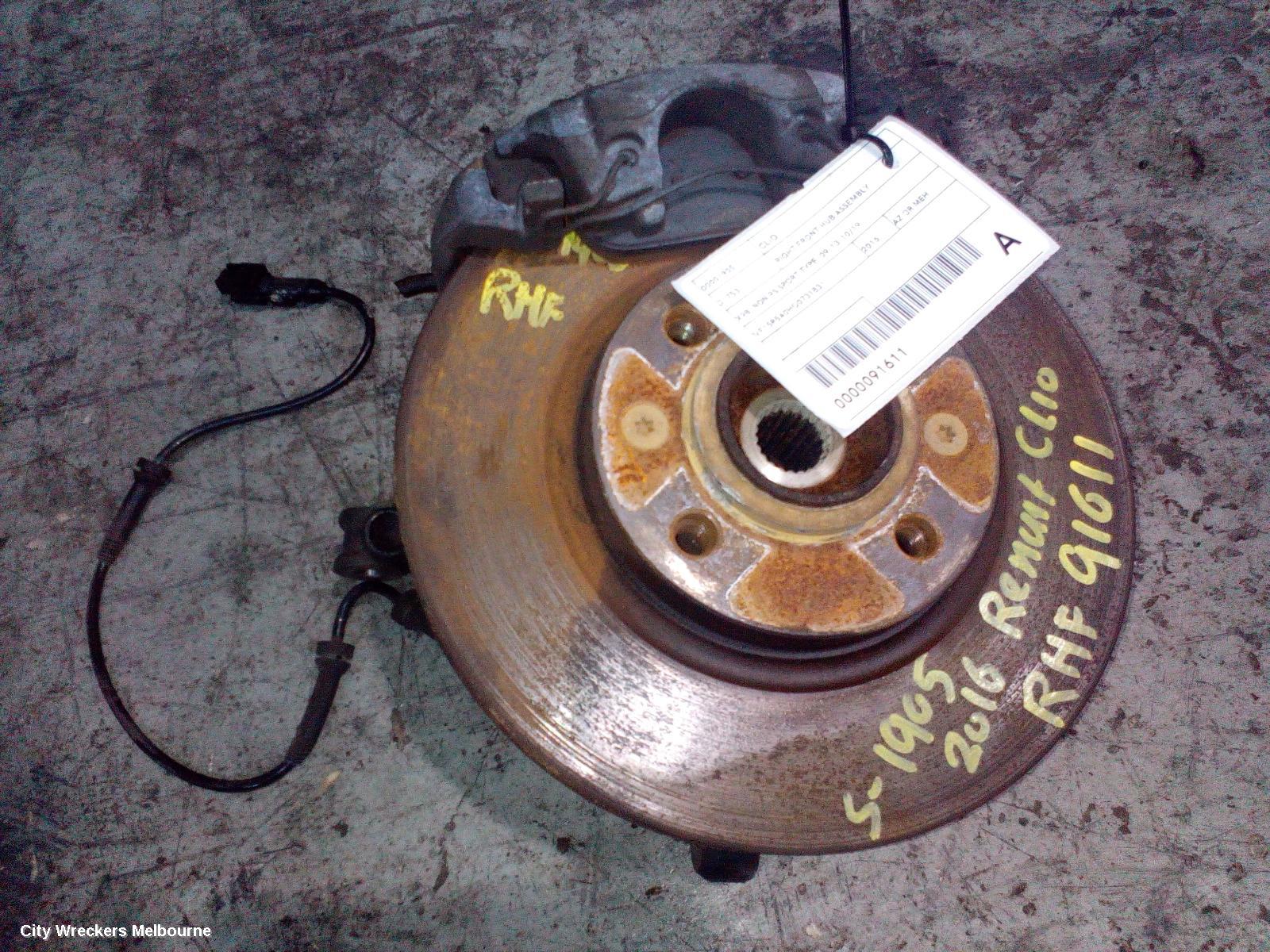 RENAULT CLIO RIGHT FRONT HUB ASSEMBLY, X98, NON RS SPORT TYPE, 09/2013 - 10/2019