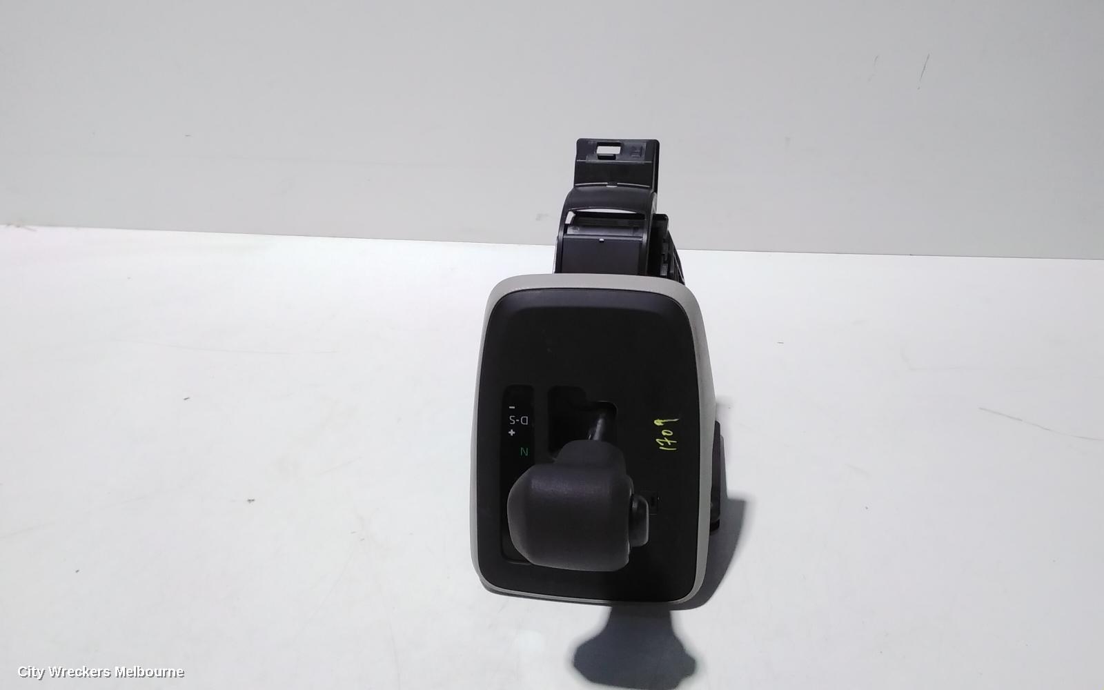 TOYOTA HIACE GEAR STICK/SHIFTER, 300 SERIES, AUTO T/M, 02/2019 ONWARDS