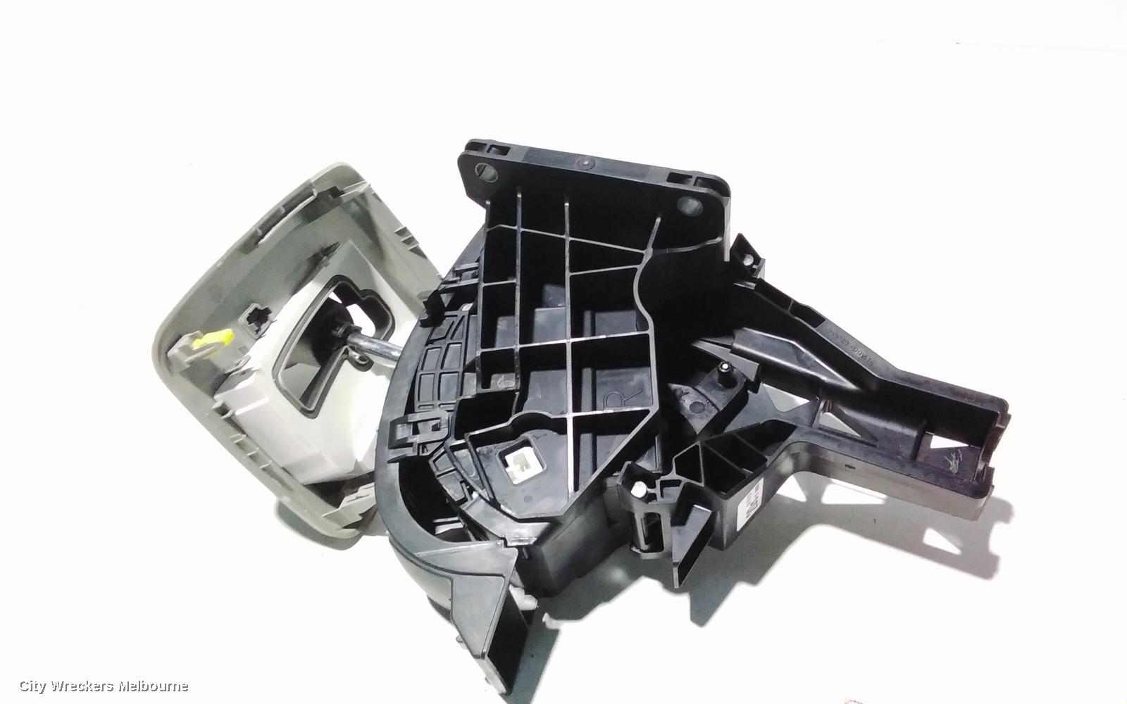 TOYOTA HIACE GEAR STICK/SHIFTER, 300 SERIES, AUTO T/M, 02/2019 ONWARDS