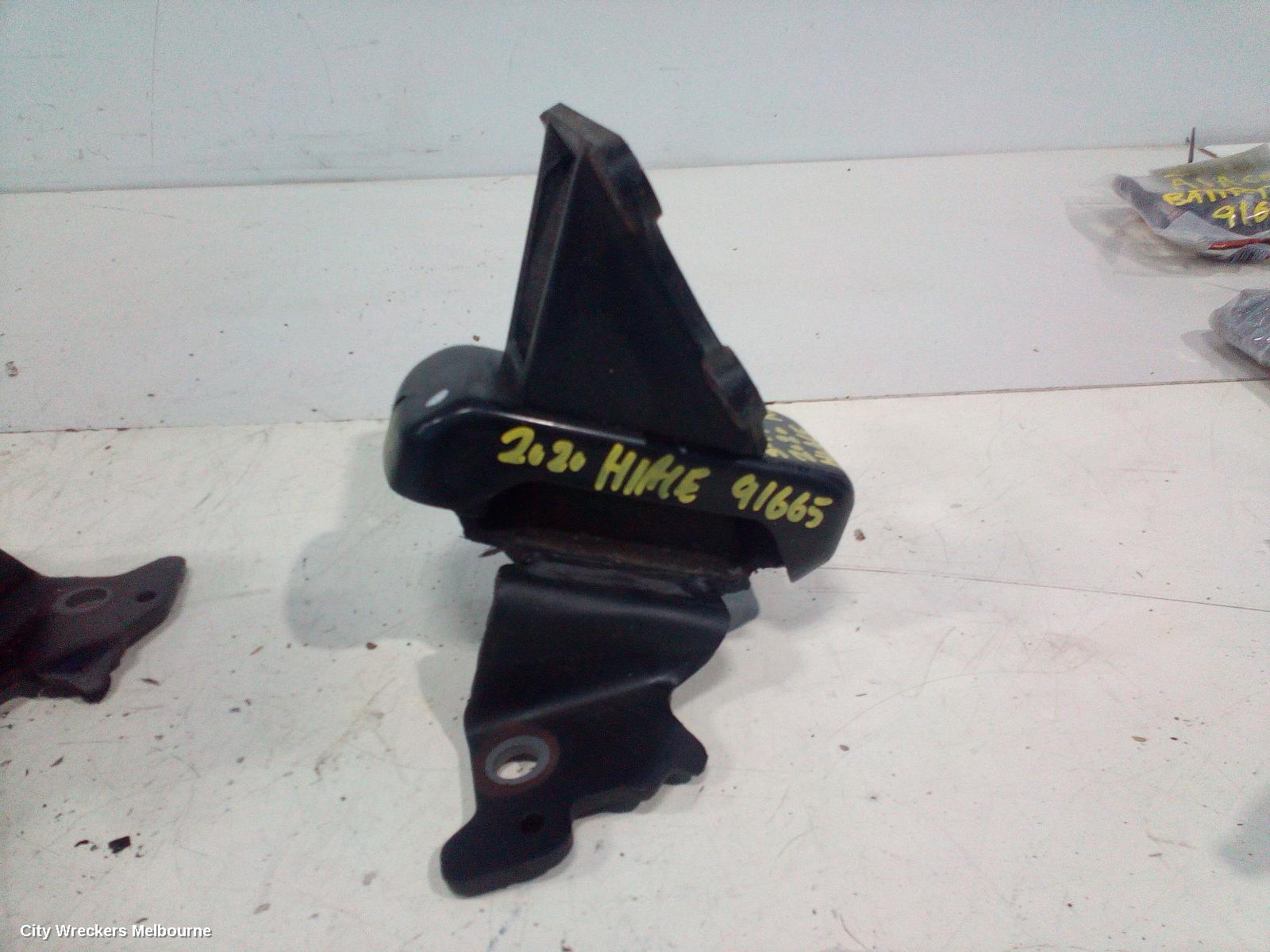 TOYOTA HIACE MOUNT, 300 SERIES, 02/2019 ONWARDS