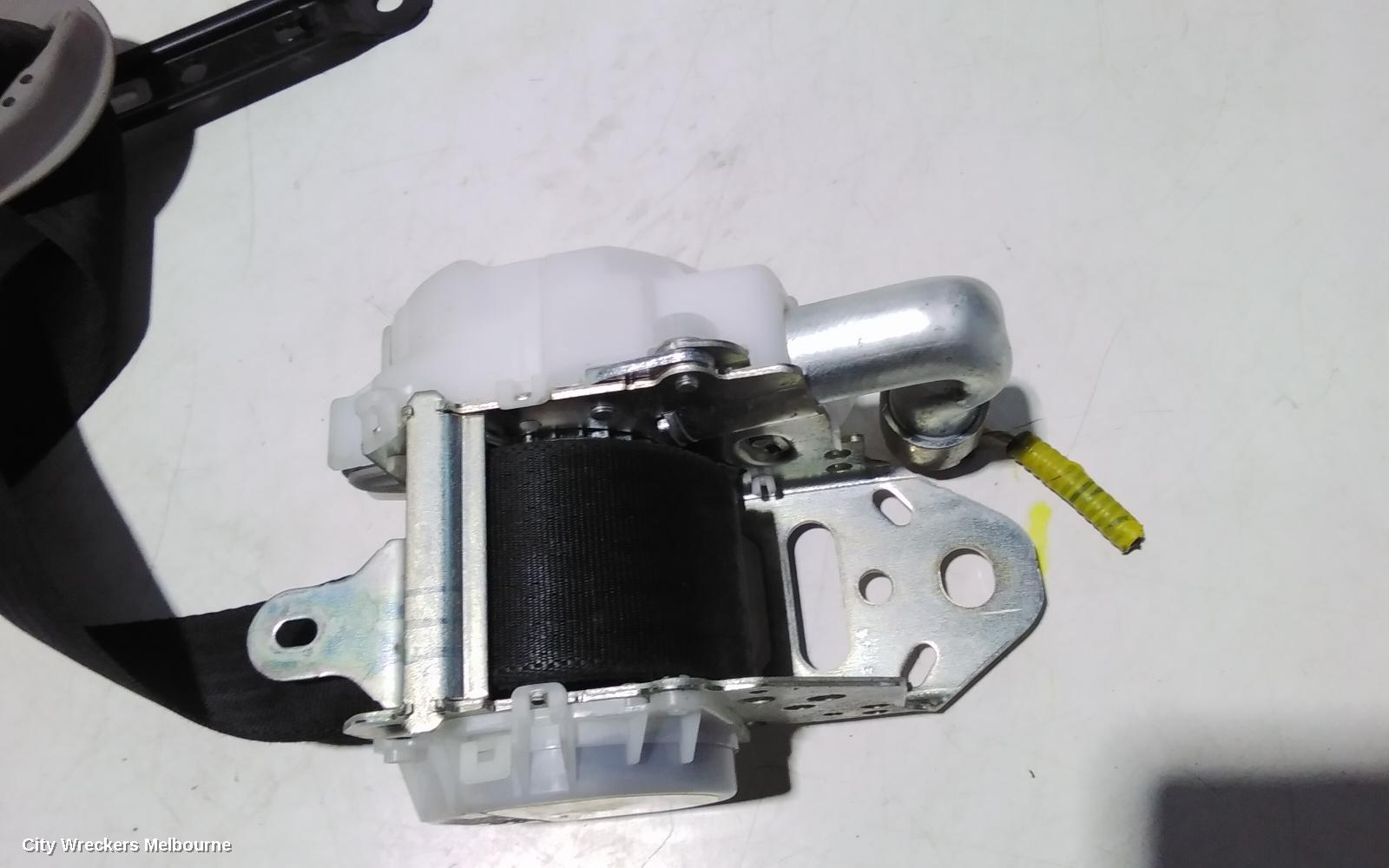 TOYOTA KLUGER SEATBELT/STALK, LH FRONT, SEAT BELT ONLY, GSU40-GSU45, 07/2010 - 02/2014