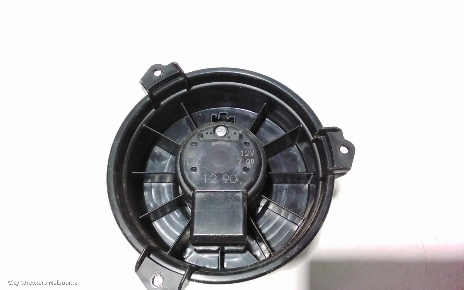 TOYOTA KLUGER HEATER FAN MOTOR, GSU40-GSU45, REAR, 05/2007 - 02/2014
