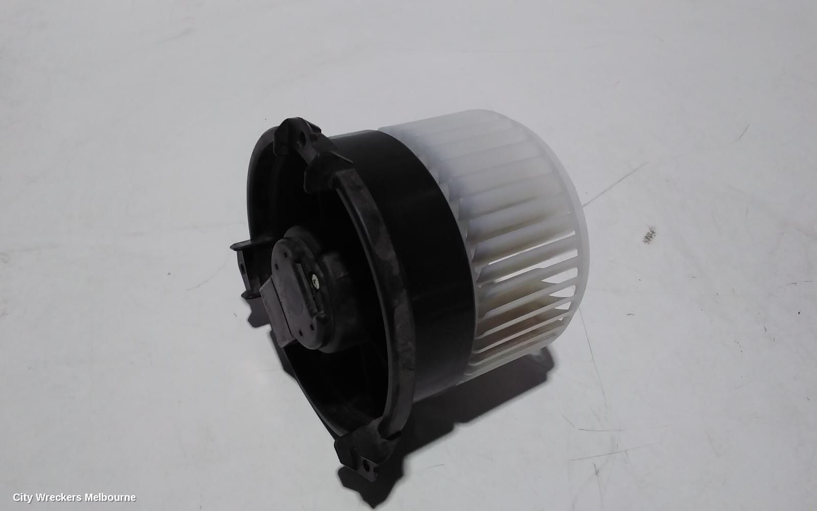 TOYOTA KLUGER HEATER FAN MOTOR, GSU40-GSU45, REAR, 05/2007 - 02/2014