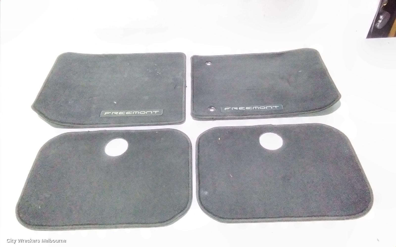 FIAT FREEMONT FLOOR MATS, JF, 04/2013 - 01/2017