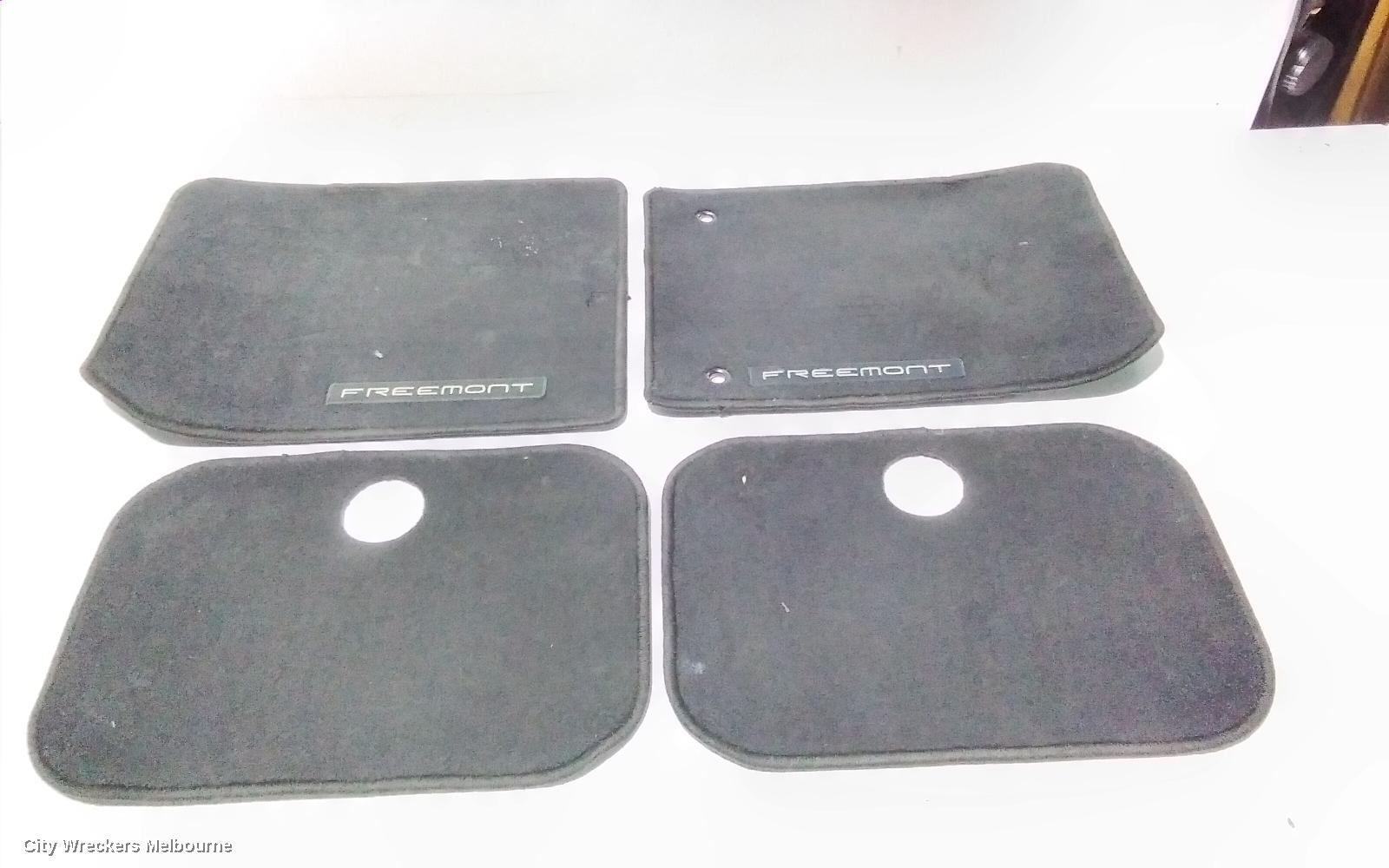 FIAT FREEMONT FLOOR MATS, JF, 04/2013 - 01/2017