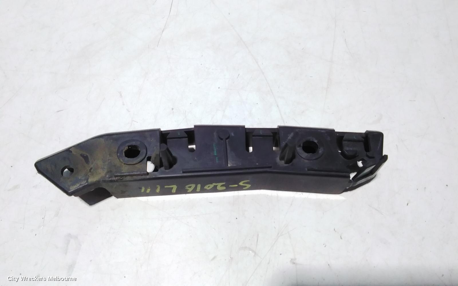 FORD FOCUS, LW 05/2011 - 08/2015, LHF BAR SLIDER: 91736
