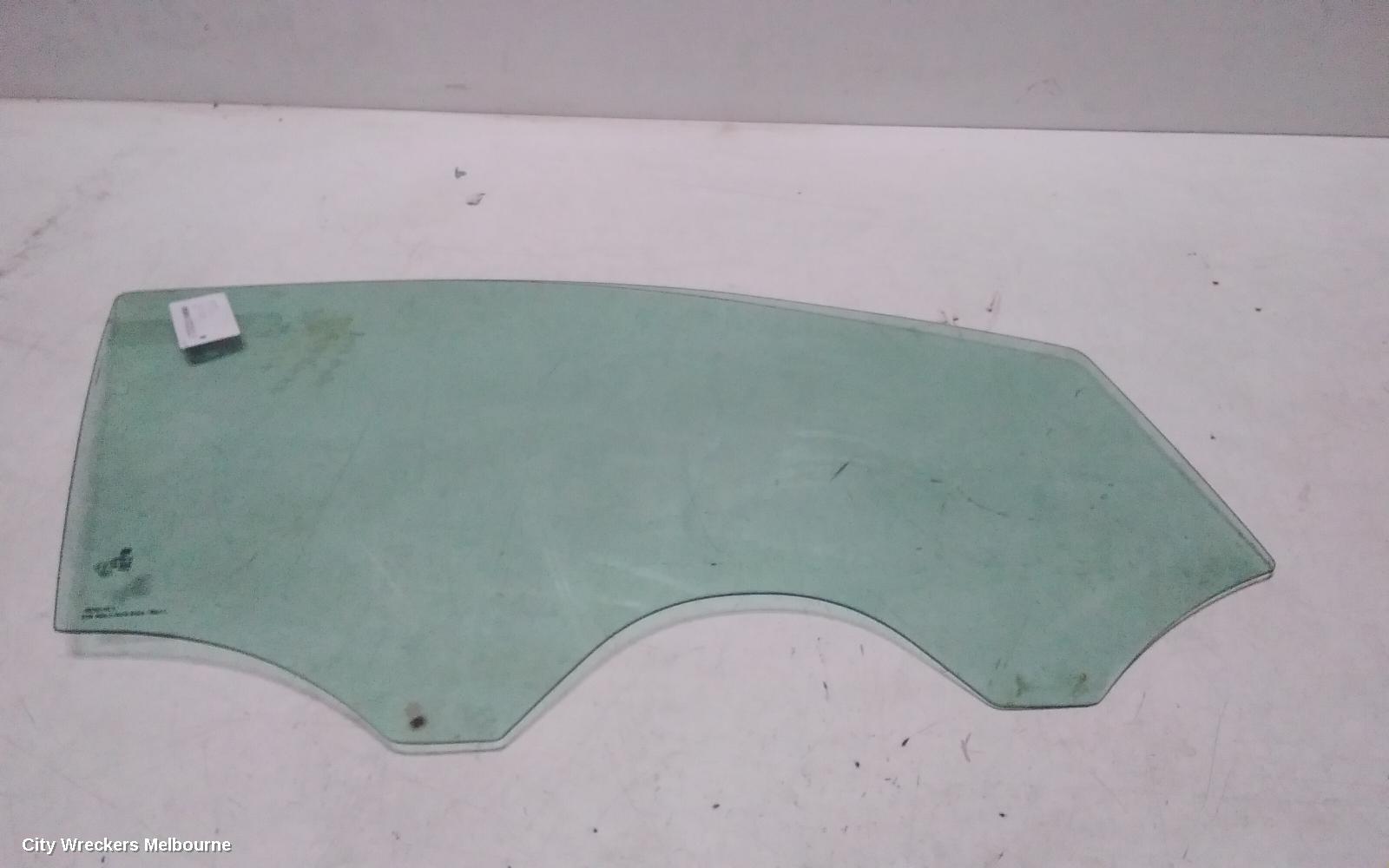 VOLKSWAGEN POLO RIGHT FRONT DOOR WINDOW, 6R, 5DR HATCH, 05/2010 - 05/2014
