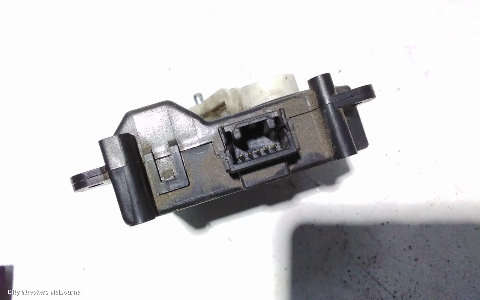 TOYOTA TARAGO, XR50, 03/2006 - 06/2020, MOTOR HEATER 063800-0180PLS: 91744