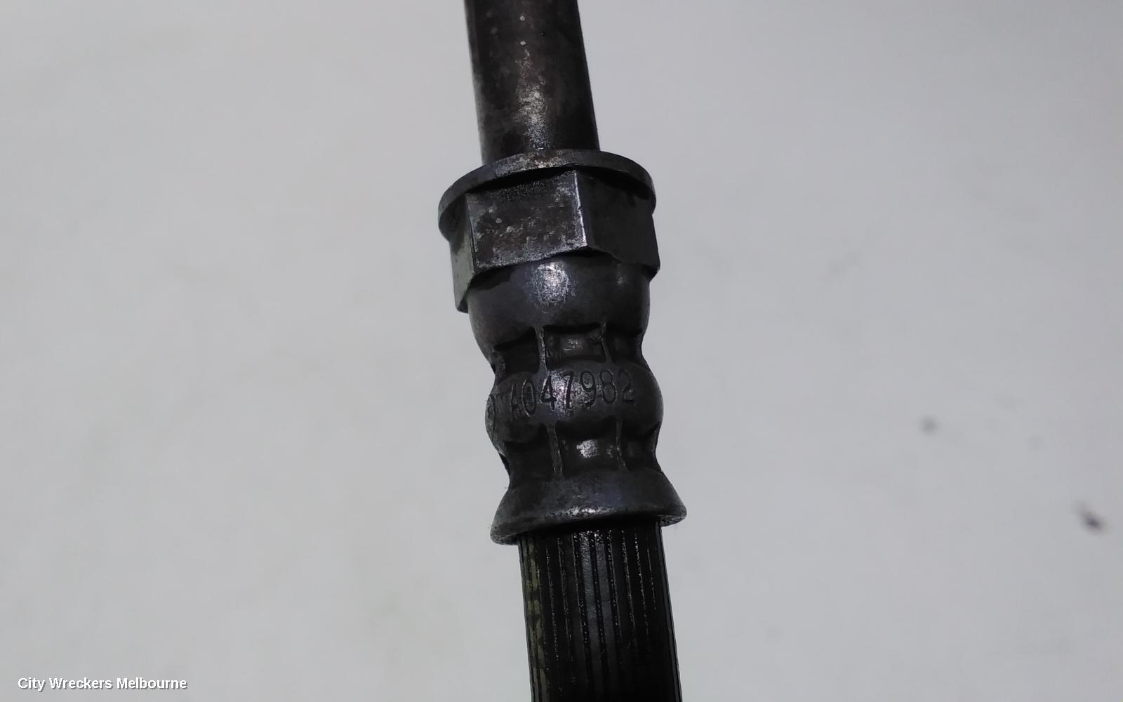 MERCEDES VITO, 447, 03/2015 ONWARDS, LHF BREAK HOSE: 91751