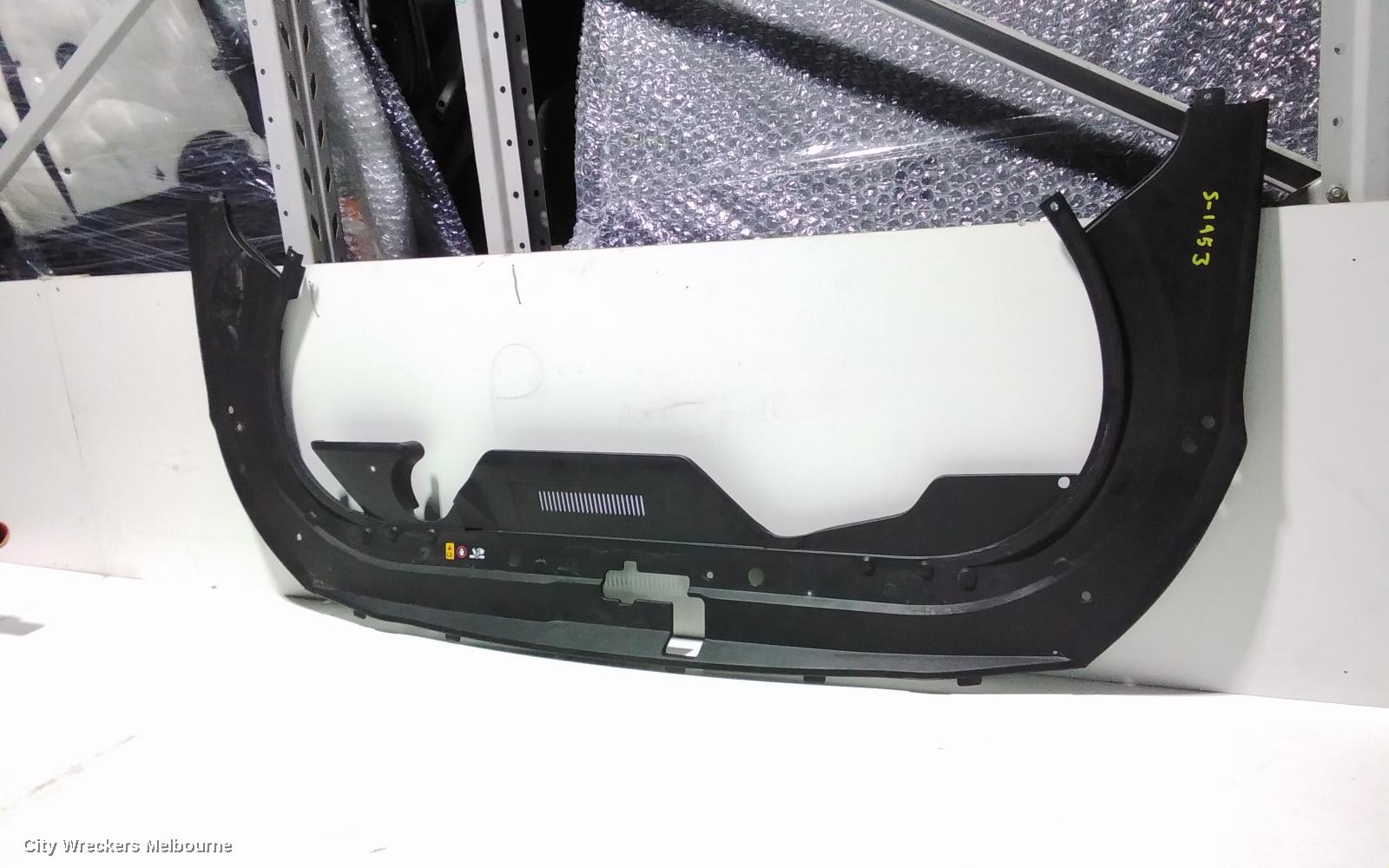 HYUNDAI GENESIS, DH, 11/2014 - 01/2018, RADIATOR TOP PANEL PLASTIC: 91753