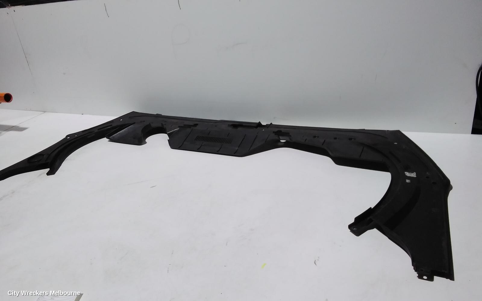 HYUNDAI GENESIS, DH, 11/2014 - 01/2018, RADIATOR TOP PLASTIC PANEL: 91754