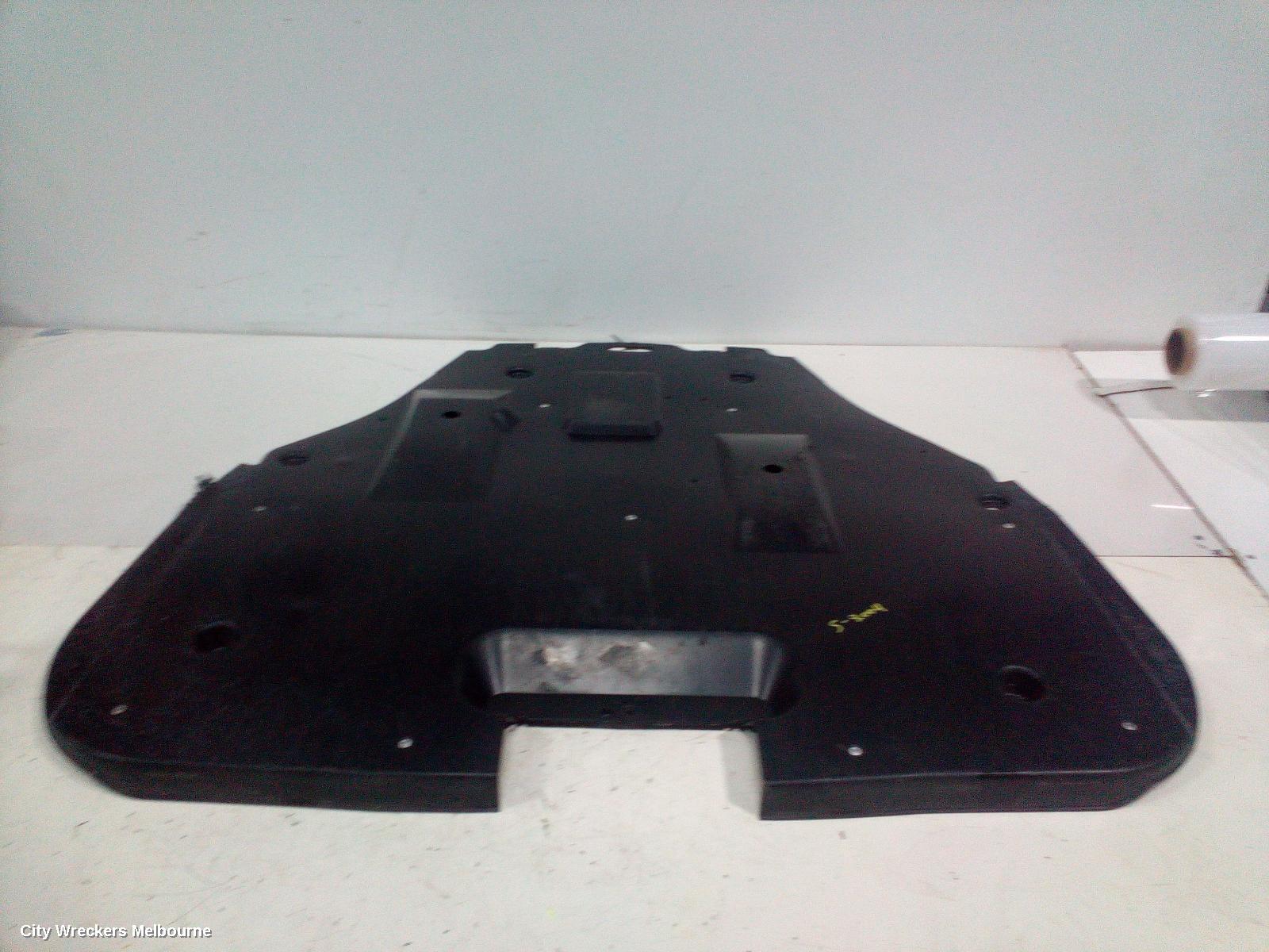 MAZDA 6 ENGINE COVER, PETROL, 2.3, L3, GG/GY, 09/2002 - 07/2005
