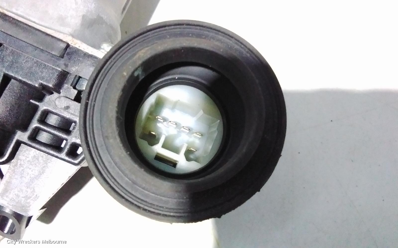 TOYOTA KLUGER RIGHT REAR WND REG/MOTOR, GSU40-GSU45, 08/2007 - 02/2014