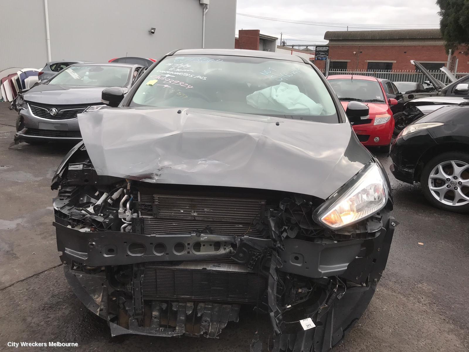 FORD FOCUS RIGHT HEADLAMP, LW, CHROME BACKGROUND, 05/2011 - 07/2012