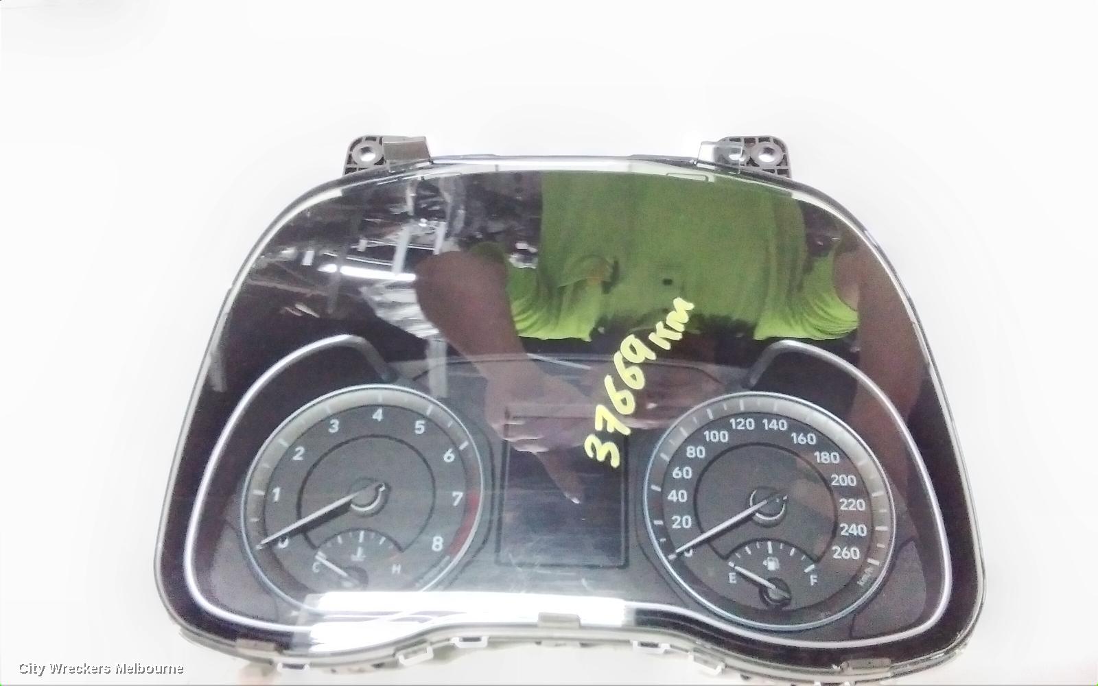 HYUNDAI KONA INSTRUMENT CLUSTER, INSTRUMENT CLUSTER, STANDARD TYPE, OS, 09/2017 ONWARDS