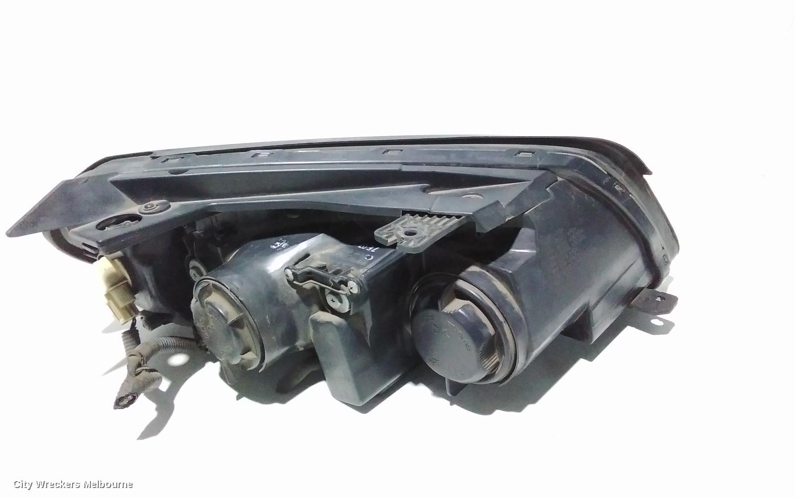 HOLDEN CAPTIVA LEFT HEADLAMP, CG, CX/LX/SX/CAPTIVA 7 (4TH VIN = C), CHROME INNER TYPE, 09/2006 - 02/2011