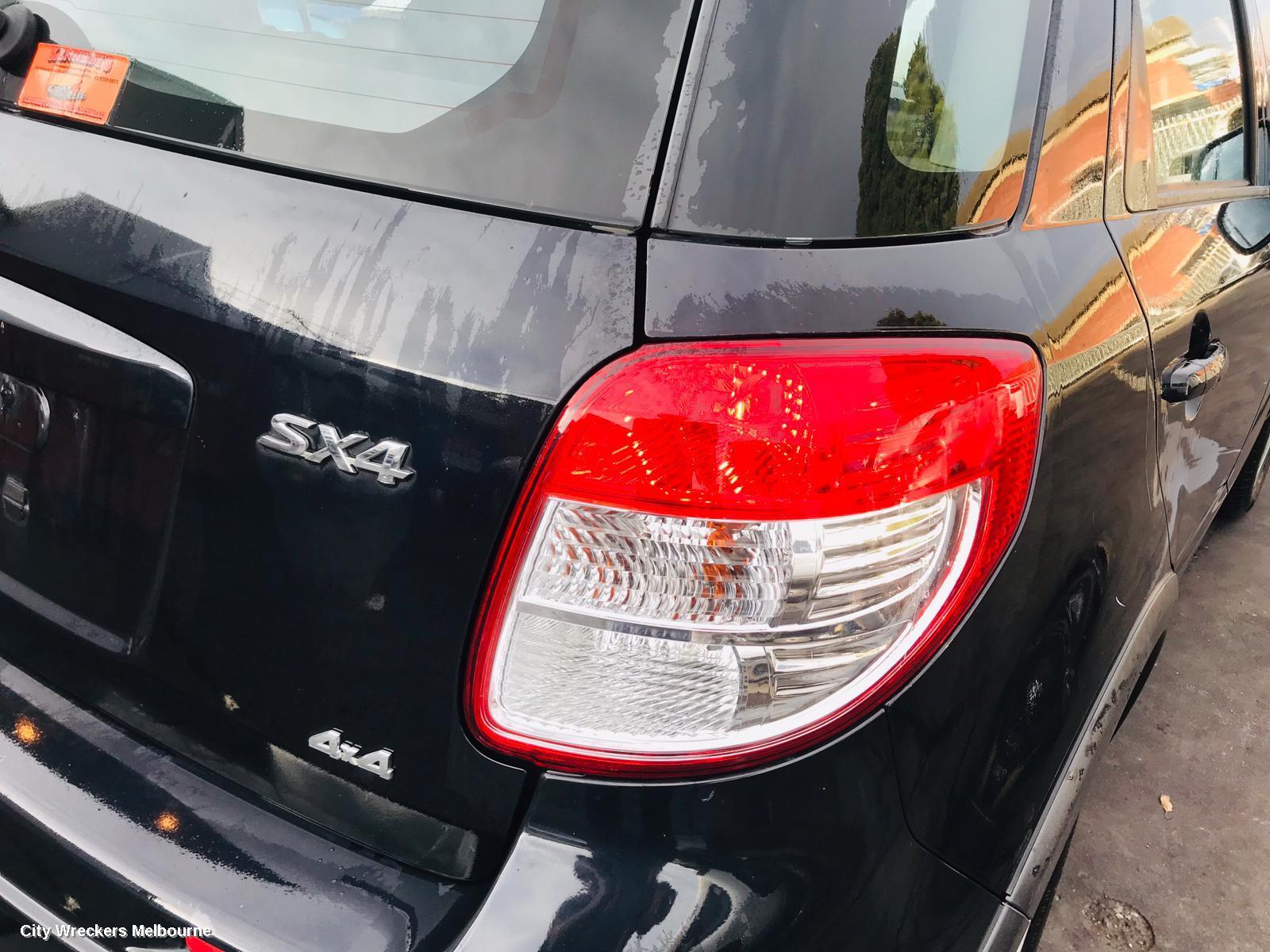 SUZUKI SX4 LEFT TAILLIGHT, HATCH, 02/2007 - 01/2014