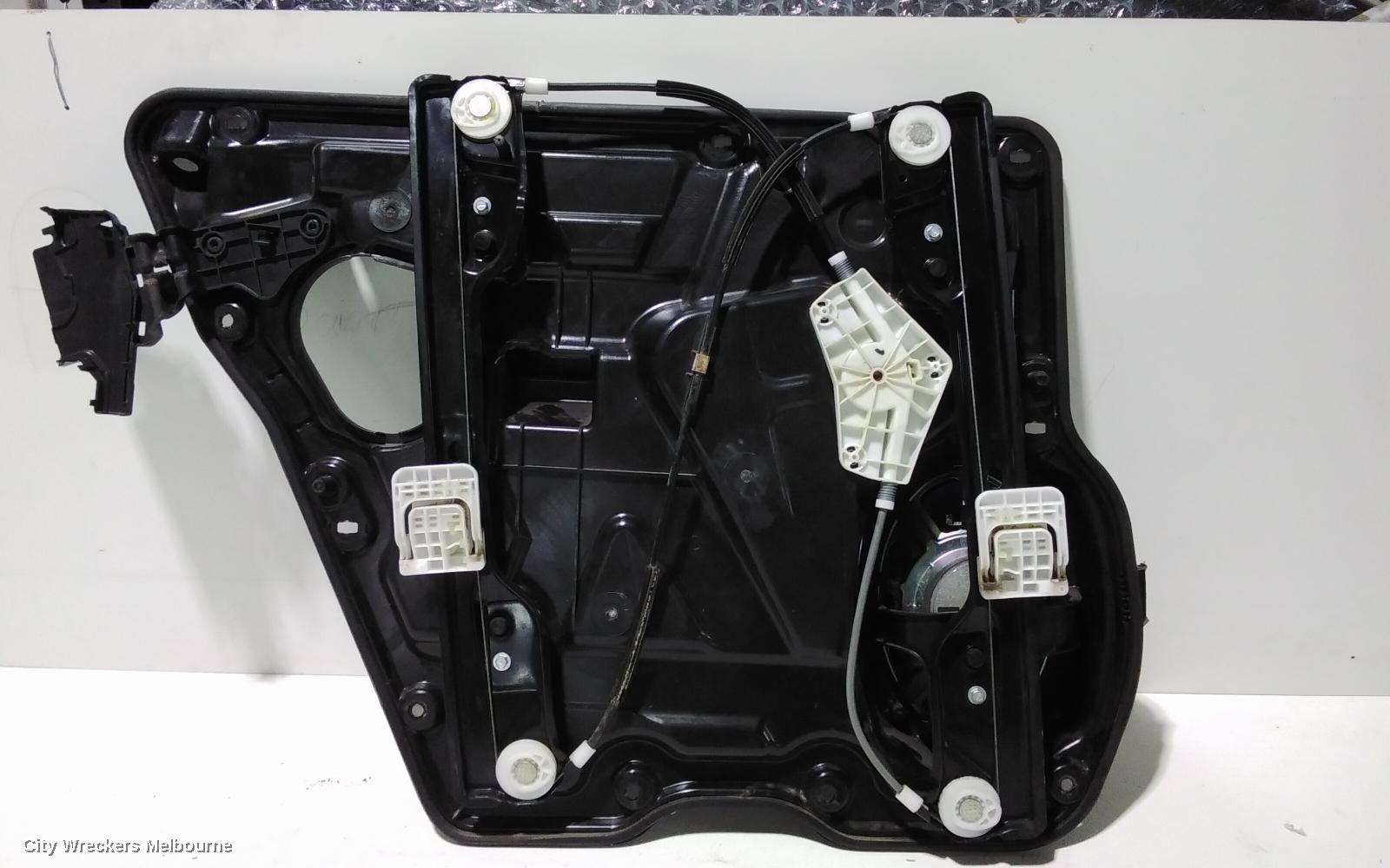 FIAT FREEMONT RIGHT REAR WND REG/MOTOR, JF, 04/2013 - 01/2017
