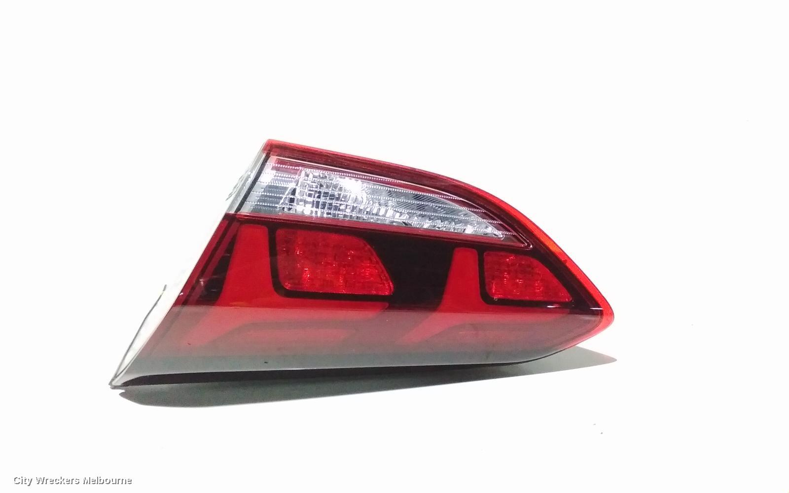 HYUNDAI VELOSTER REAR GARNISH, TAILGATE LAMP (RH SIDE), LED TYPE, JS, 08/2019 ONWARDS