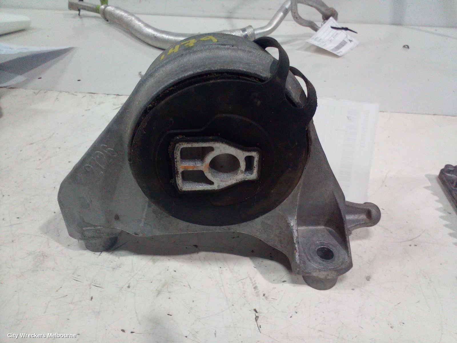HOLDEN CAPTIVA MOUNT, CG SERIES 2 03/2011 - 06/2018