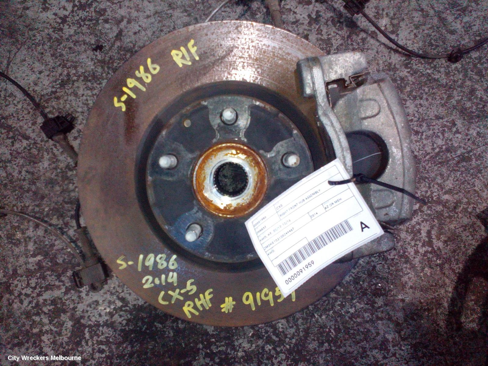 MAZDA CX5 RIGHT FRONT HUB ASSEMBLY, 4WD, KE, 02/2012 - 12/2016