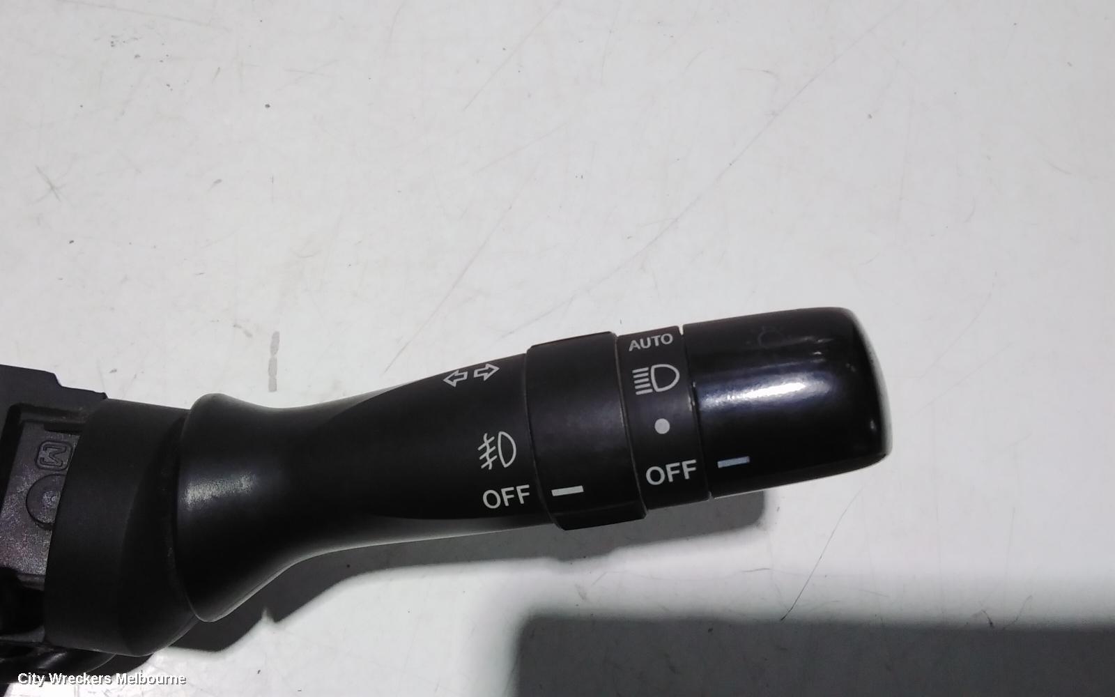TOYOTA TARAGO COMBINATION SWITCH, FLASHER SWITCH, ACR50R, 03/2006 - 06/2020