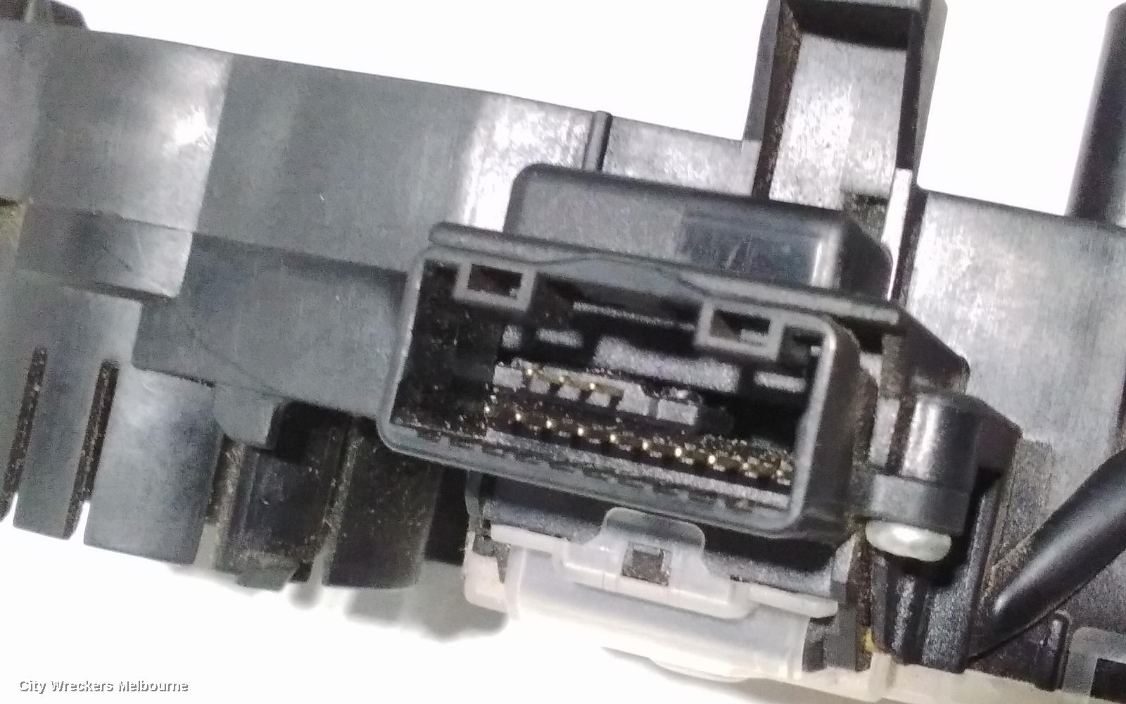 TOYOTA TARAGO COMBINATION SWITCH, FLASHER SWITCH, ACR50R, 03/2006 - 06/2020