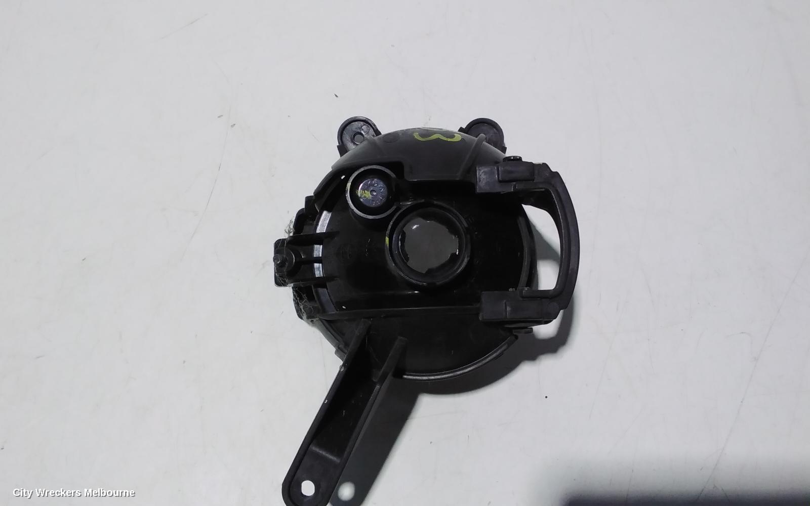 HOLDEN CRUZE LEFT INDICATOR/FOG/SIDE, BUMPER FOGLAMP, JG-JH, 03/2009 - 12/2014