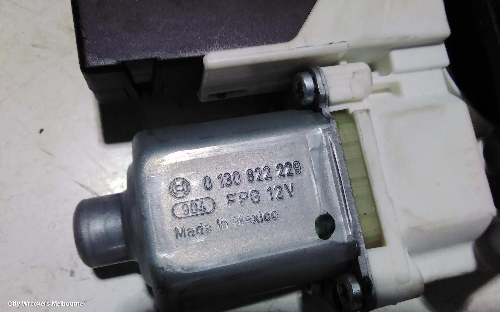 VOLKSWAGEN JETTA LEFT FRONT WINDOW REG/MOTOR, 1B, 02/2011 - 12/2017