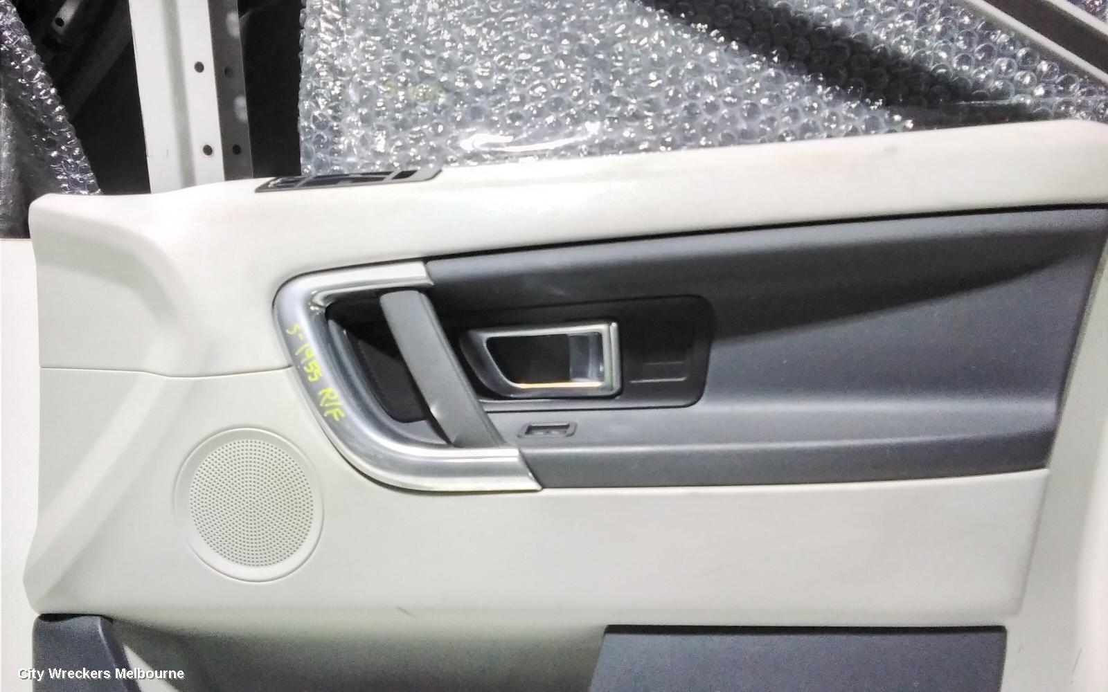 LAND ROVER DISCOVERY SPORT DOOR TRIM, RH FRONT, L550, LEATHER, BLACK, SE/HSE, 01/2015 - 06/2019
