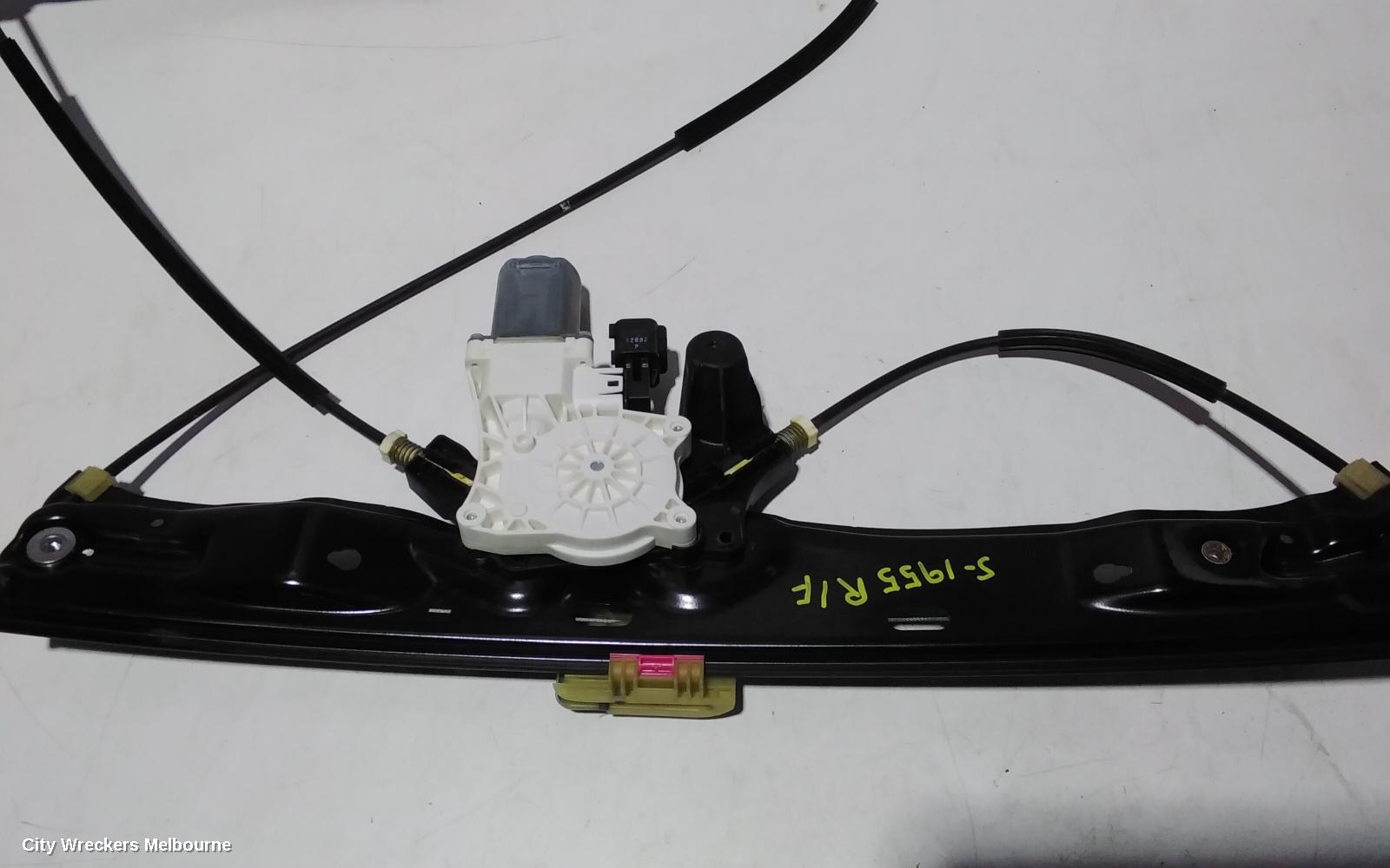 LAND ROVER DISCOVERY SPORT RIGHT FRONT WINDOW REG/MOTOR, L550, 01/2015 ONWARDS