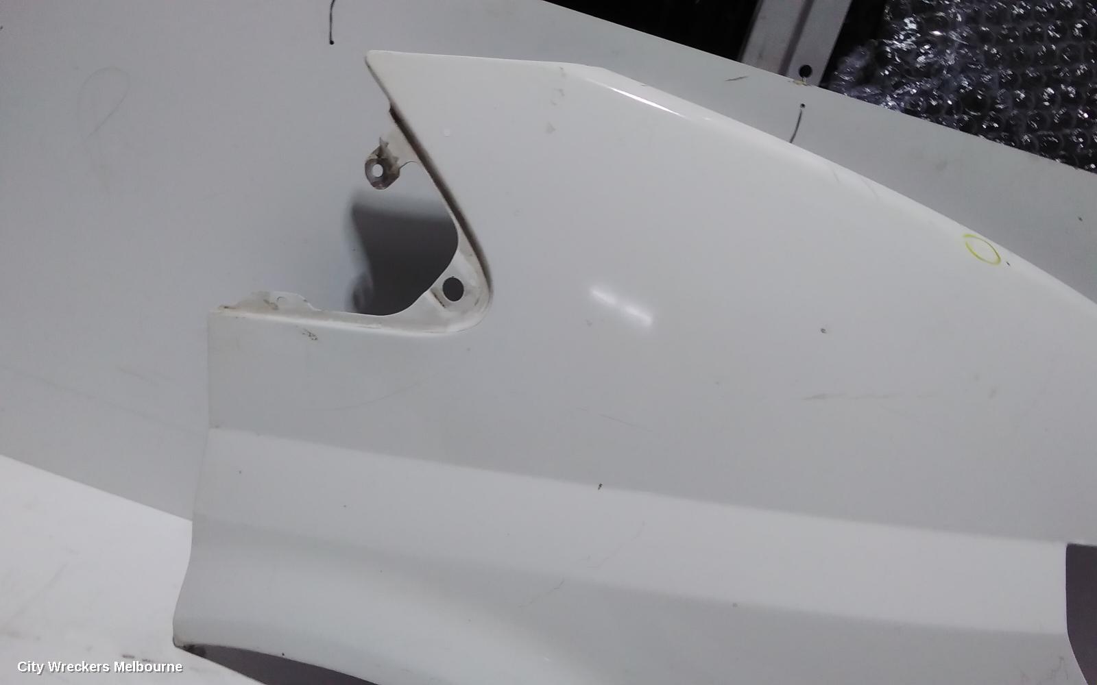 FORD TRANSIT RIGHT GUARD, VH-VJ, VAN & BUS, 10/2000 - 08/2006
