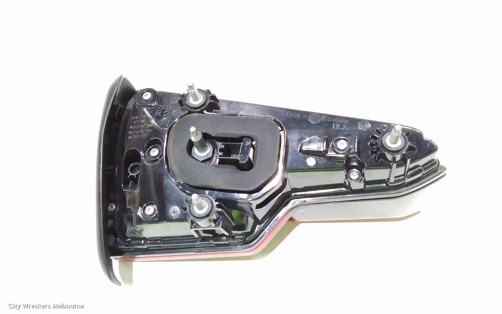 AUDI A4 REAR GARNISH, BOOTLID LAMP (RH SIDE), SEDAN, B9 8W, 10/2015 - 11/2020