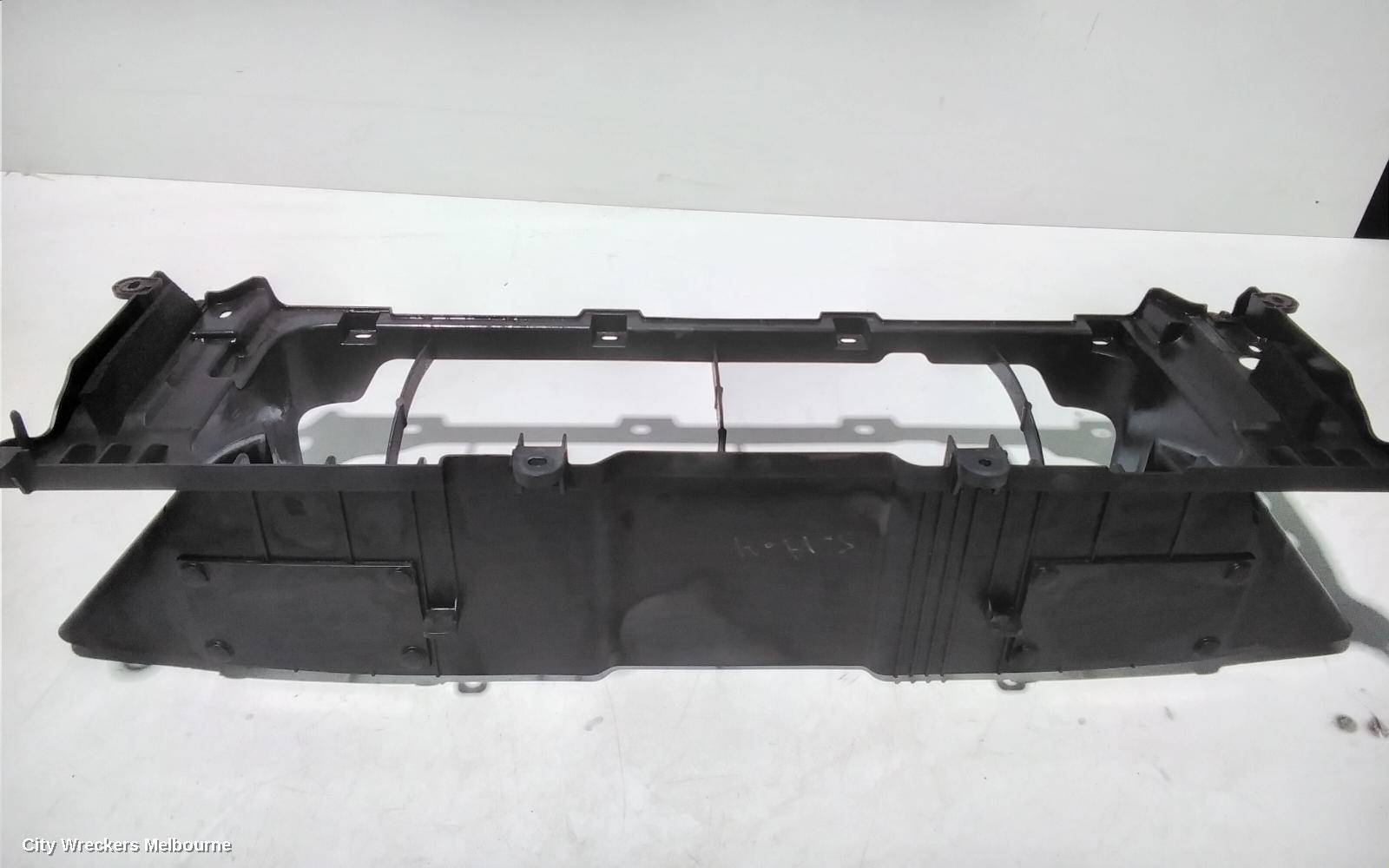 HYUNDAI GENESIS, DH, 11/2014 - 01/2018, AIR GUIDE: 92138