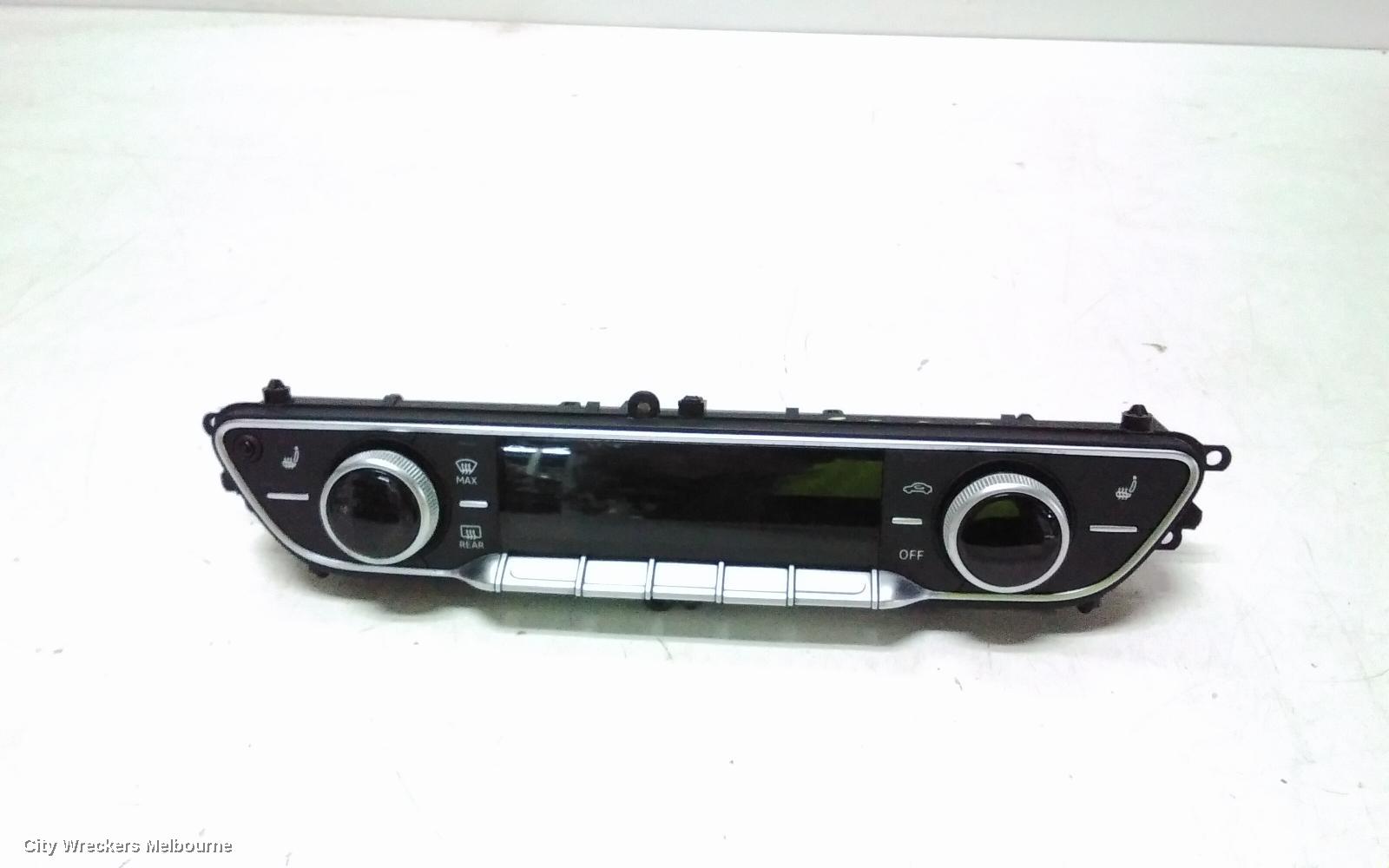 AUDI A4 HEATER/AC CONTROLS, CLIMATE CONTROL, W/ SEAT WARMER TYPE, B9 8W, 10/2015 ONWARDS
